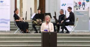 Eröffnung der Wanderausstellung in der pflegimuri (13. Juni 2025) – «Du zählst, weil Du bist», Cicely Saunders (1918–2005) – Palliative Care und Begleitung der Aargauer Landeskirchen – www.palliative-begleitung.ch (Foto Martina Holder-Franz)