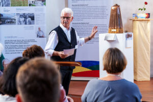 Eröffnung der Wanderausstellung in der Sebastianskapelle Baden (18. August 2025) – «Du zählst, weil Du bist», Cicely Saunders (1918–2005) – Palliative Care und Begleitung der Aargauer Landeskirchen – www.palliative-begleitung.ch (Foto Jean-Marc Felix, XMedia)