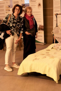 Eröffnung der Wanderausstellung in der Stadtkirche Zofingen (18. September 2025) – «Du zählst, weil Du bist», Cicely Saunders (1918–2005) – Palliative Care und Begleitung der Aargauer Landeskirchen – www.palliative-begleitung.ch (Foto Jean-Marc Felix, XMedia)