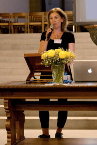 Eröffnung der Wanderausstellung in der Stadtkirche Zofingen (18. September 2025) – «Du zählst, weil Du bist», Cicely Saunders (1918–2005) – Palliative Care und Begleitung der Aargauer Landeskirchen – www.palliative-begleitung.ch (Foto Jean-Marc Felix, XMedia)